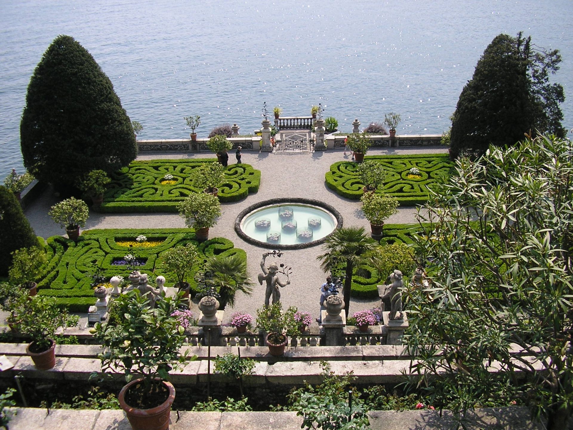 Garden01